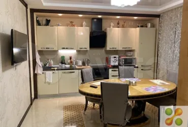 3-к. квартира, 90 м², 30/39 эт.