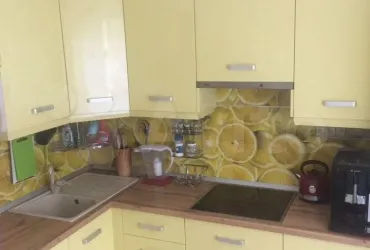 3-к. квартира, 74 м², 1/16 эт.