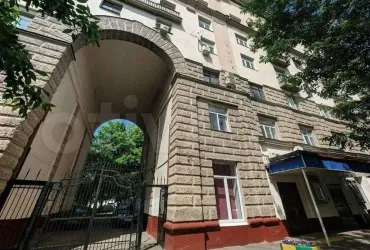 2-к. квартира, 58 м², 1/7 эт.