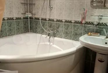 2-к. квартира, 61 м², 2/14 эт.