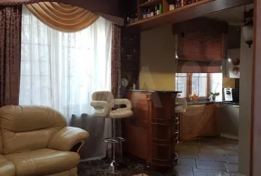 3-к. квартира, 71,4 м², 2/5 эт.