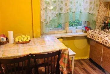 2-к. квартира, 43,7 м², 2/5 эт.