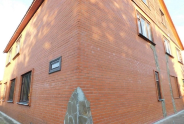 Коттедж 580 м² на участке 30 сот.