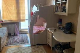 Недвижимость Квартиры / 4-к квартира,...