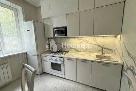 3-к. квартира, 77,1 м², 1/5 эт.