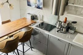 3-к. квартира, 65 м², 2/9 эт.