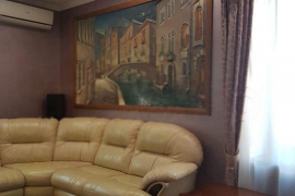 3-к. квартира, 71,4 м², 2/5 эт.