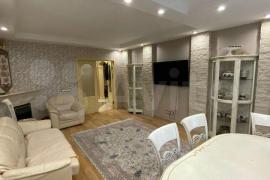 4-к. квартира, 121 м², 5/12 эт.