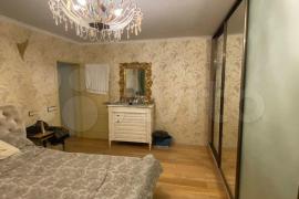 4-к. квартира, 121 м², 5/12 эт.