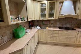 4-к. квартира, 121 м², 5/12 эт.