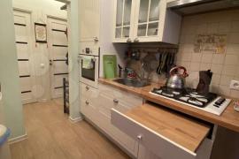 2-к квартира, 42.7 м², 1/5 эт.