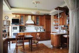 3-комн. квартира, 140 м²