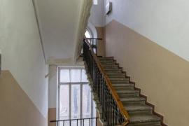 Продам трехкомнатную вторичку 108.0 м...